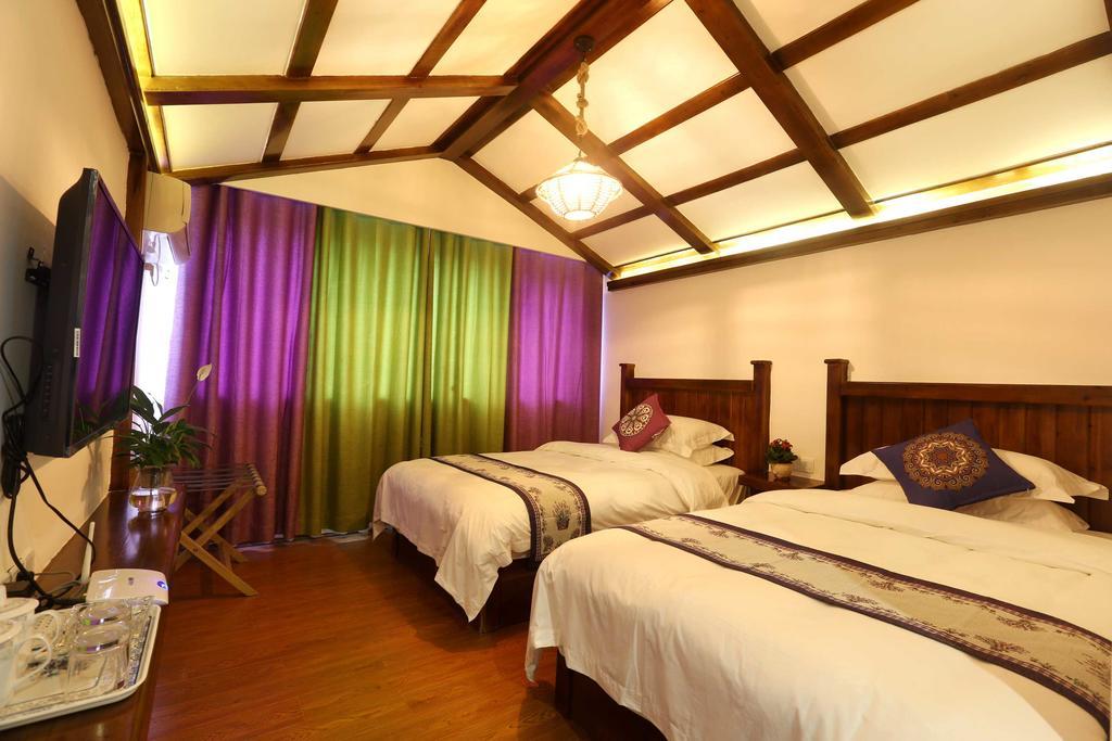 Bugu Hostel Wulingyuan Eksteriør billede